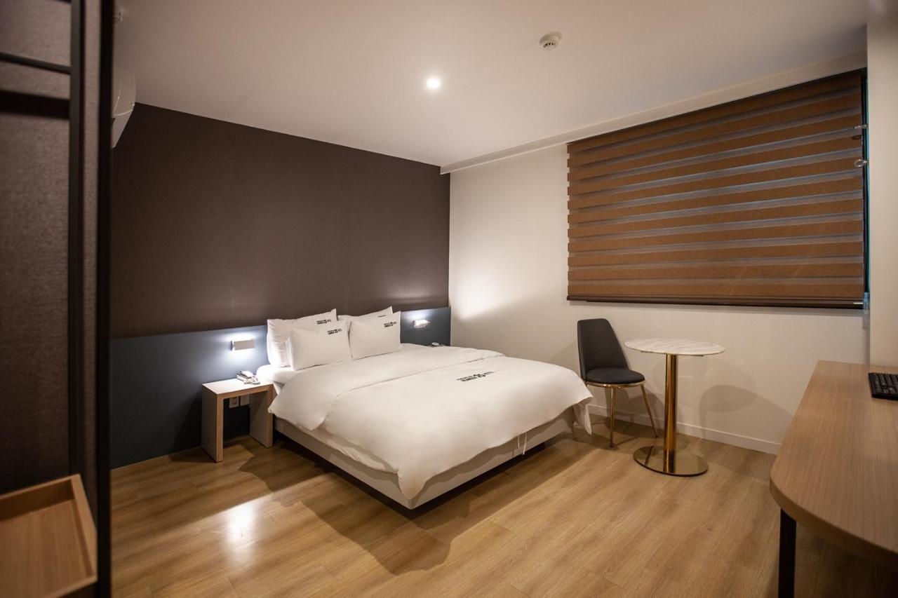 No.25 Hotel Busan Seomyeon Station ภายนอก รูปภาพ